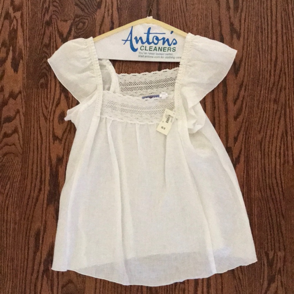 Linen blouse with tags on
